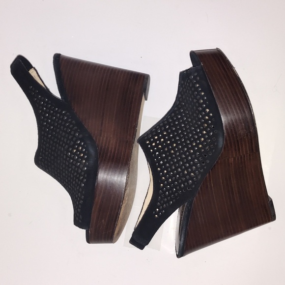 Coach Black suede open toe laser designed 8 1/2 wedge chasity - Picture 3 of 11